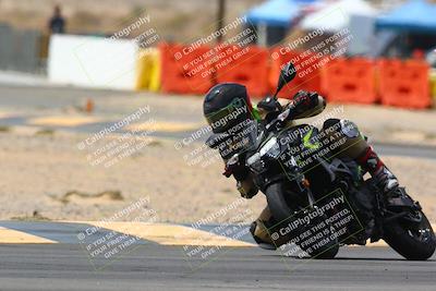 media/Apr-10-2022-SoCal Trackdays (Sun) [[f104b12566]]/Turn 2 (1135am)/